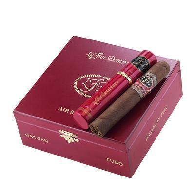 La Flor Dominicana Matatan Air Bender Tubo